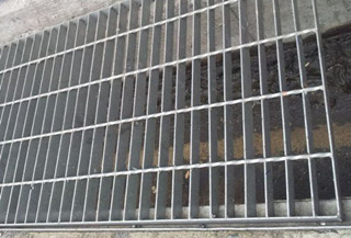 過車的地溝蓋板選擇什么樣的？