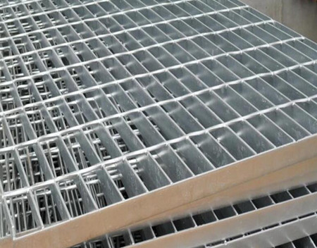 哪家鋼格板生產(chǎn)商產(chǎn)品報價更實惠 哪家鋼格板生產(chǎn)商產(chǎn)品報價更實惠